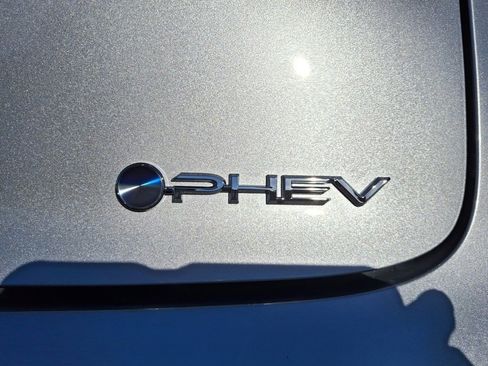 New 2026 Toyota Prius Plug-In Hybrid image 5