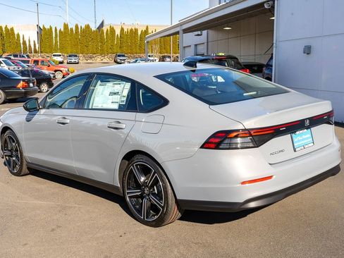 New 2026 Honda Accord SE image 8