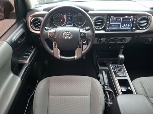 Used 2020 Toyota Tacoma SR5 image 11