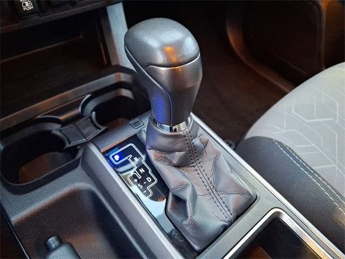 Certified 2022 Toyota Tacoma TRD Sport image 21