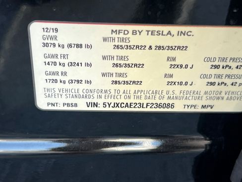 Used 2020 Tesla Model X Long Range image 32