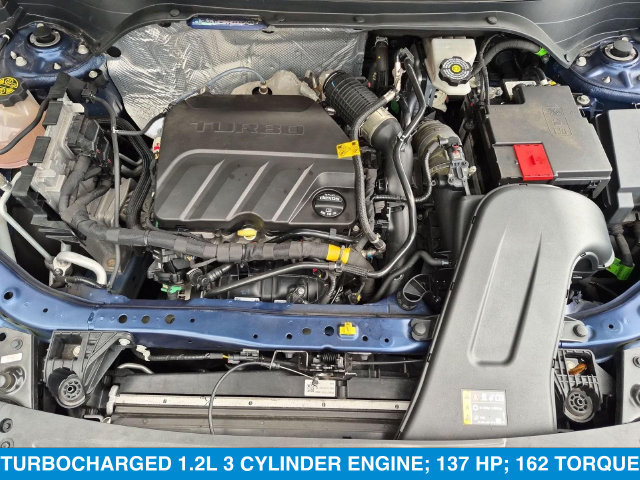 Used 2024 Chevrolet Trax LT w/ LT Convenience Package FWD image 32