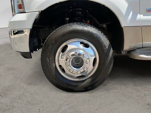 Used 2005 Ford F350 King Ranch AWD/4WD image 14