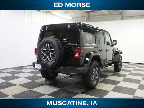 New 2024 Jeep Wrangler Sahara image 23