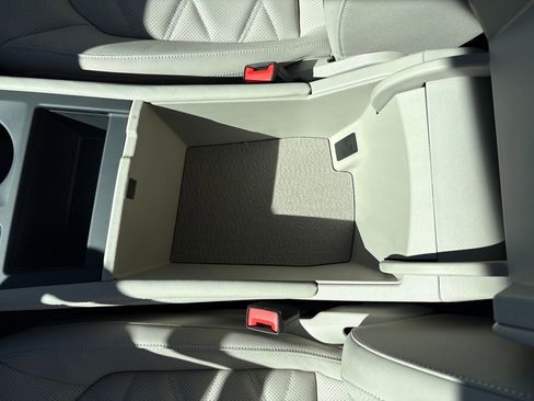 New 2026 Volkswagen Atlas SE image 24