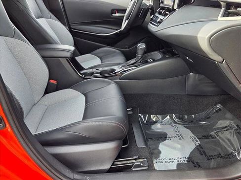 Certified 2025 Toyota Corolla XSE image 20