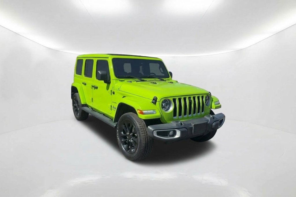 Used 2021 Jeep Wrangler Unlimited Sahara w/ Safety Group AWD/4WD image 3