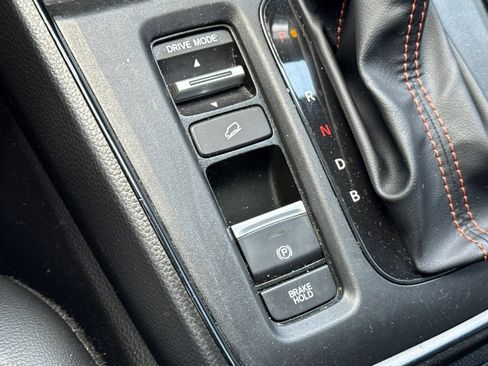 Used 2025 Honda CR-V Sport-L image 32