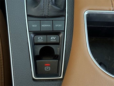 Used 2021 Toyota Avalon Limited w/ Advanced Safety Package image 20