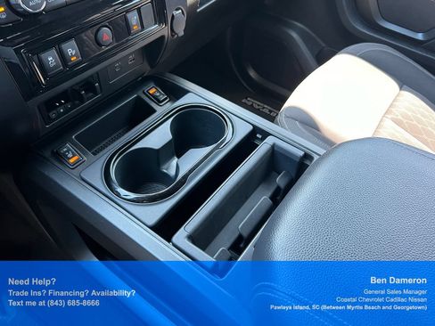 Used 2024 Nissan Titan SV w/ SV Convenience Package RWD image 41