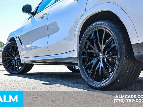 Used 2023 BMW X6 xDrive40i w/ M Sport Package image 17