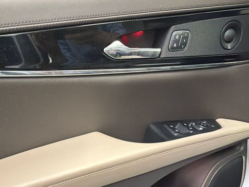 Certified 2022 Lincoln Nautilus Reserve AWD/4WD image 32