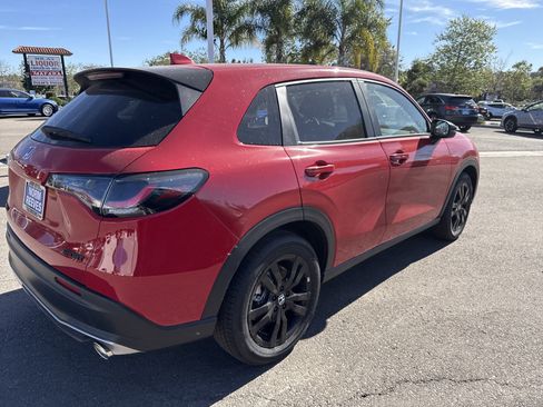 New 2026 Honda HR-V Sport image 7