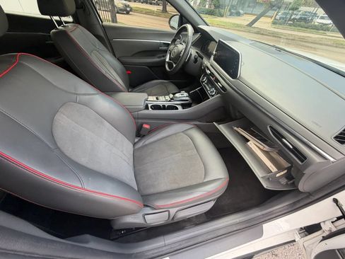 Used 2022 Hyundai Sonata SEL Plus FWD image 12