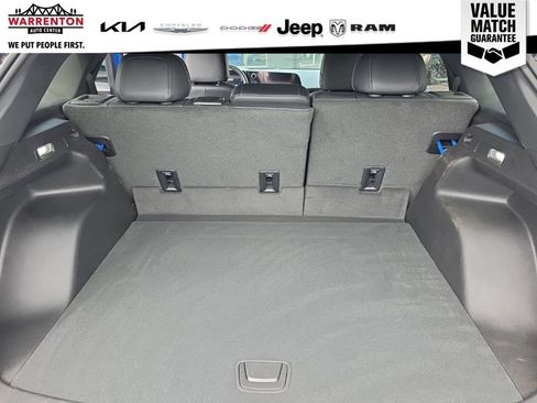 Used 2024 Chevrolet Blazer EV LT AWD/4WD image 10
