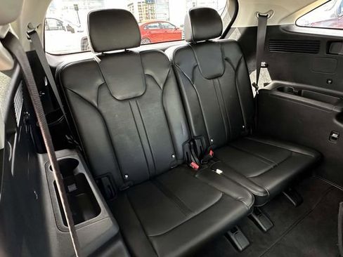 Used 2025 Kia Sorento EX w/ Panoramic Sunroof Package image 21