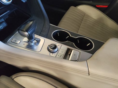 Used 2021 Genesis G70 2.0T w/ Elite Package AWD/4WD image 26