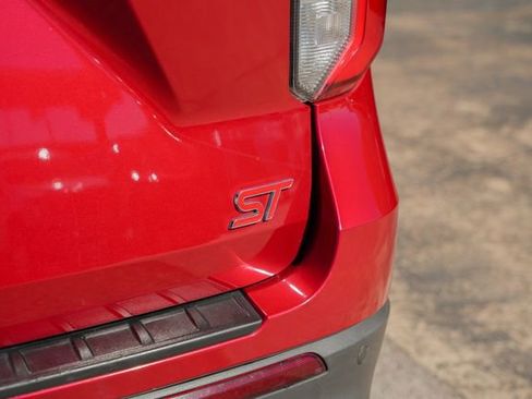 Used 2022 Ford Explorer ST w/ Equipment Group 401A image 10