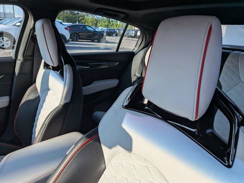 Certified 2023 Cadillac CT5 V Blackwing w/ Driver Assist Package RWD image 10