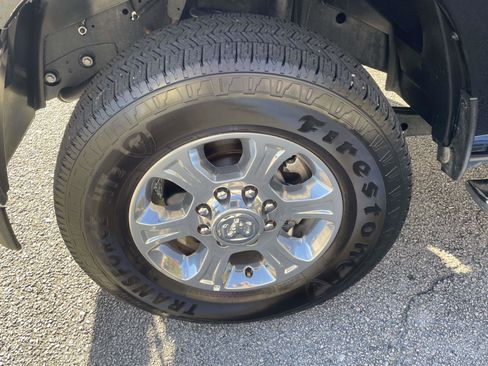 Used 2024 RAM 2500 Big Horn w/ Bed Utility Group image 18