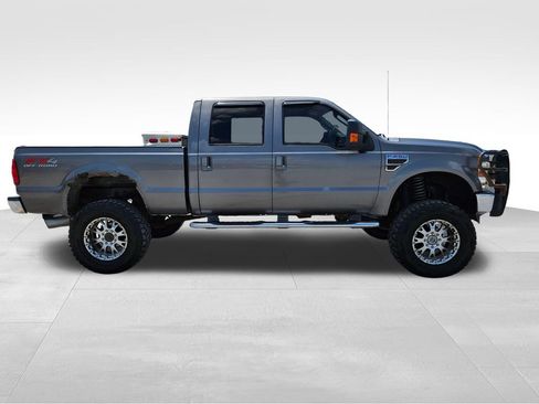 Used 2010 Ford F250 4x4 Crew Cab Super Duty image 5