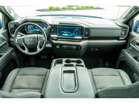 Used 2023 Chevrolet Silverado 1500 RST w/ Z71 Off-Road Package AWD/4WD image 21
