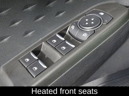 Used 2020 Ford Escape SE image 17