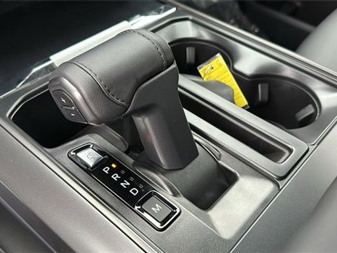 New 2025 Ford F150 Lariat w/ Equipment Group 502A High image 28