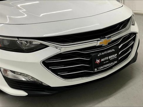 Used 2024 Chevrolet Malibu RS FWD image 37