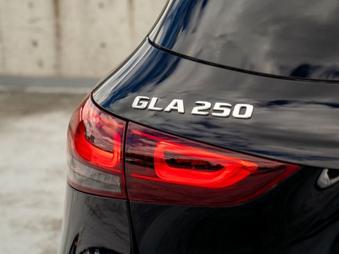 Certified 2023 Mercedes-Benz GLA 250 image 10