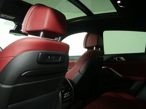 Used 2020 BMW X6 M50i w/ Premium Package image 17