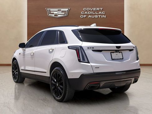 Used 2026 Cadillac XT5 Sportv w/ LPO, Onyx Lite Package AWD/4WD image 3