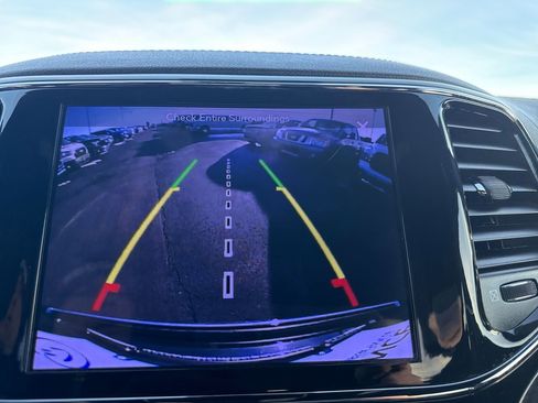 Used 2019 Jeep Grand Cherokee Overland image 22