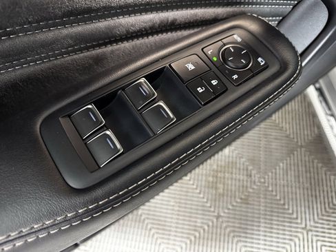 Used 2019 Lexus LS 500 image 23