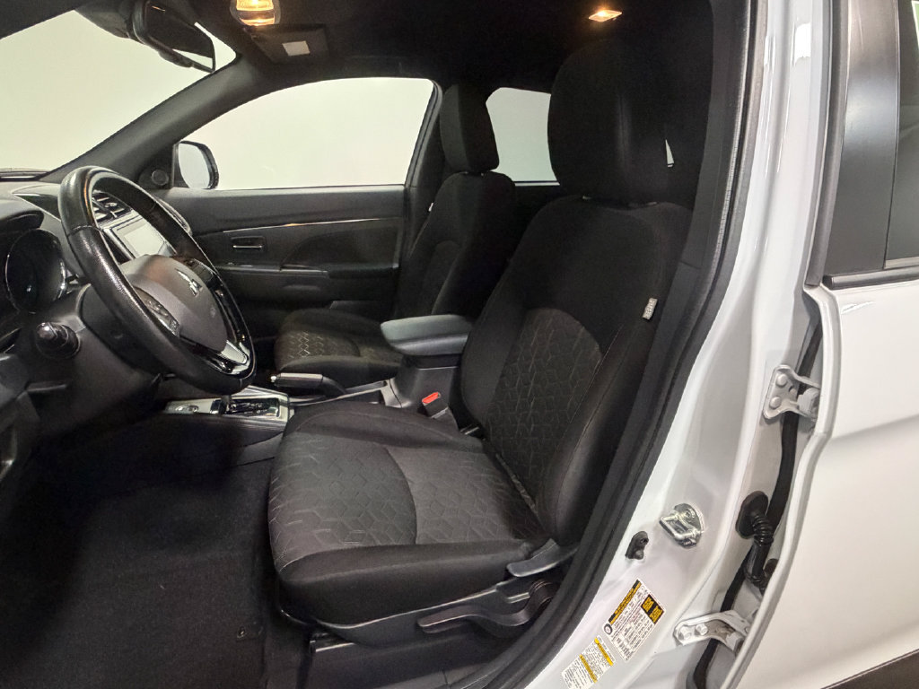 Used 2024 Mitsubishi Outlander Sport AWD image 12