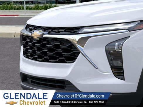New 2026 Chevrolet Trax LT FWD image 13