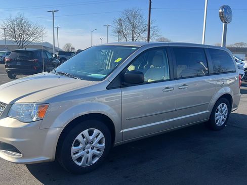 Used 2015 Dodge Grand Caravan SE w/ Quick Order Package 29E SE image 12