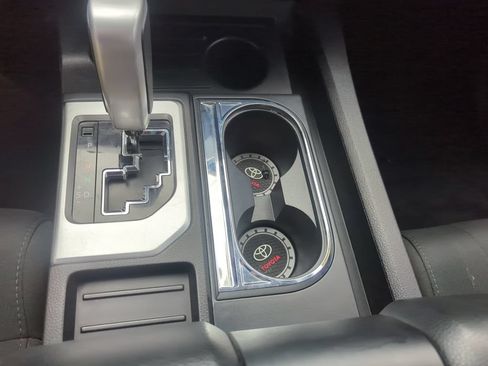 Used 2018 Toyota Tundra SR5 w/ TRD Off Road Package AWD/4WD image 28