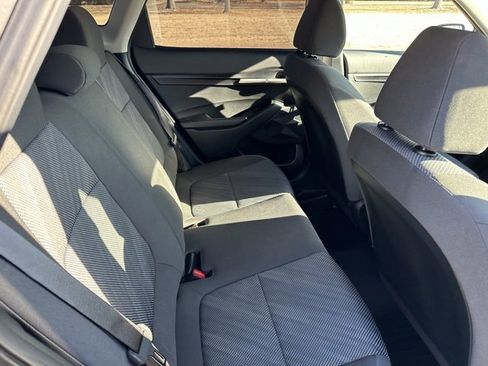 Certified 2022 Kia Seltos LX image 22