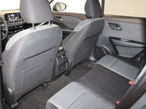 Used 2021 Nissan Rogue SV FWD image 23