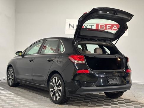 Used 2018 Hyundai Elantra GT w/ Tech Package 03 image 25