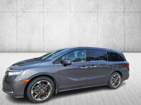 Used 2023 Honda Odyssey Elite image 1