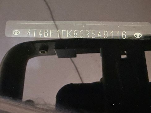 Used 2016 Toyota Camry LE FWD image 17