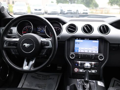 Used 2017 Ford Mustang GT Premium RWD image 21