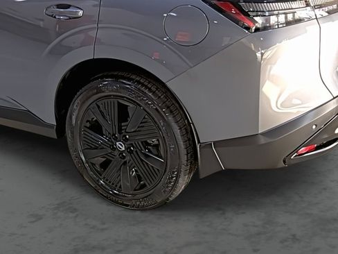 New 2026 Nissan Murano SV AWD/4WD image 9