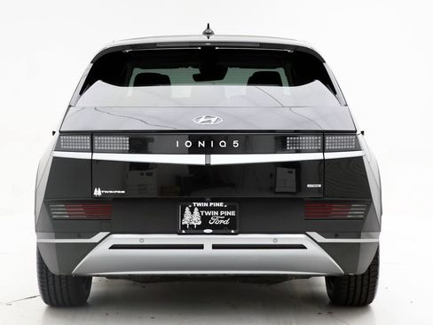 Used 2024 Hyundai Ioniq 5 SEL image 8