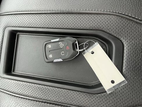 Used 2022 GMC Sierra 2500 Denali w/ Denali Ultimate Package image 26