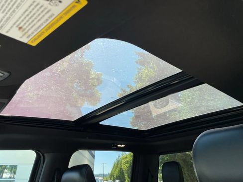 Used 2017 Ford F150 Lariat AWD/4WD image 19