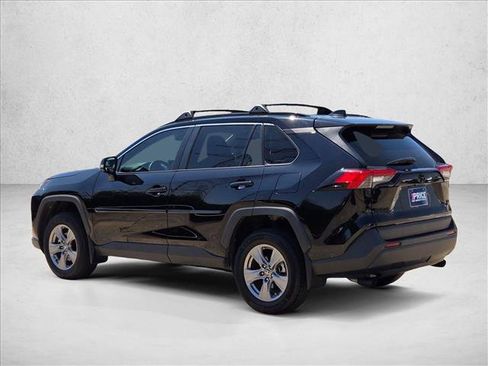 Used 2024 Toyota RAV4 XLE w/ Convenience Package FWD image 7