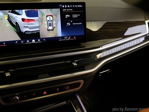 Certified 2024 BMW X5 xDrive40i w/ M Sport Package image 22